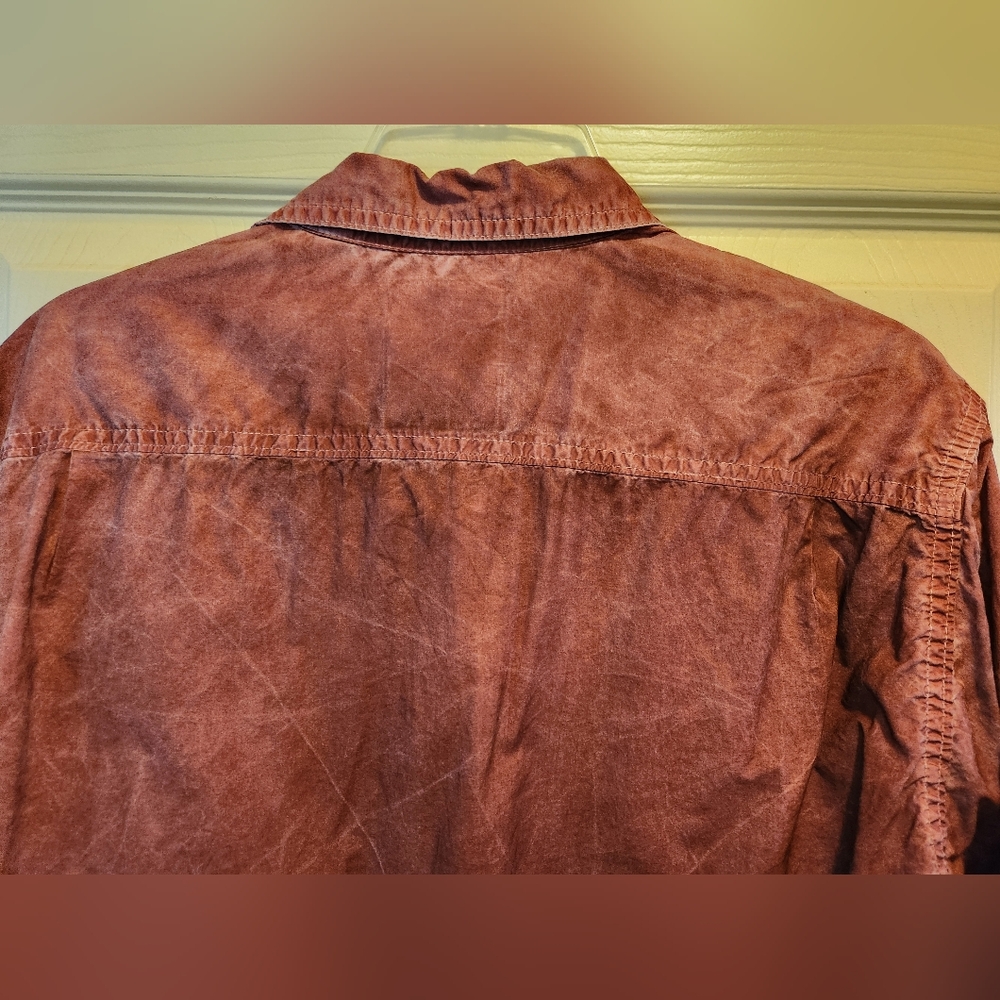 Guess Men's Button-Up Shirt, Size XL - Picture 6 of 6